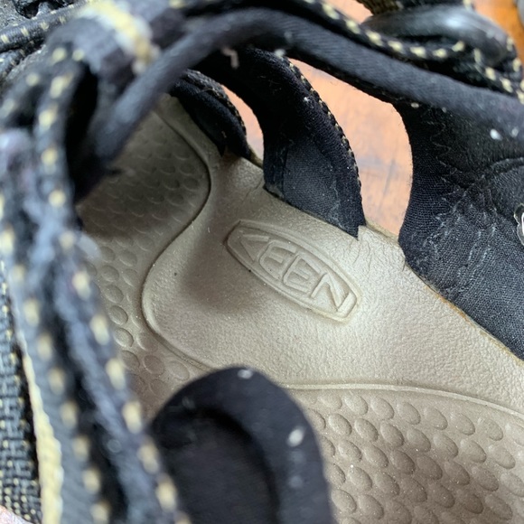 KEEN waterproof sandals Boys 4 - Picture 4 of 6